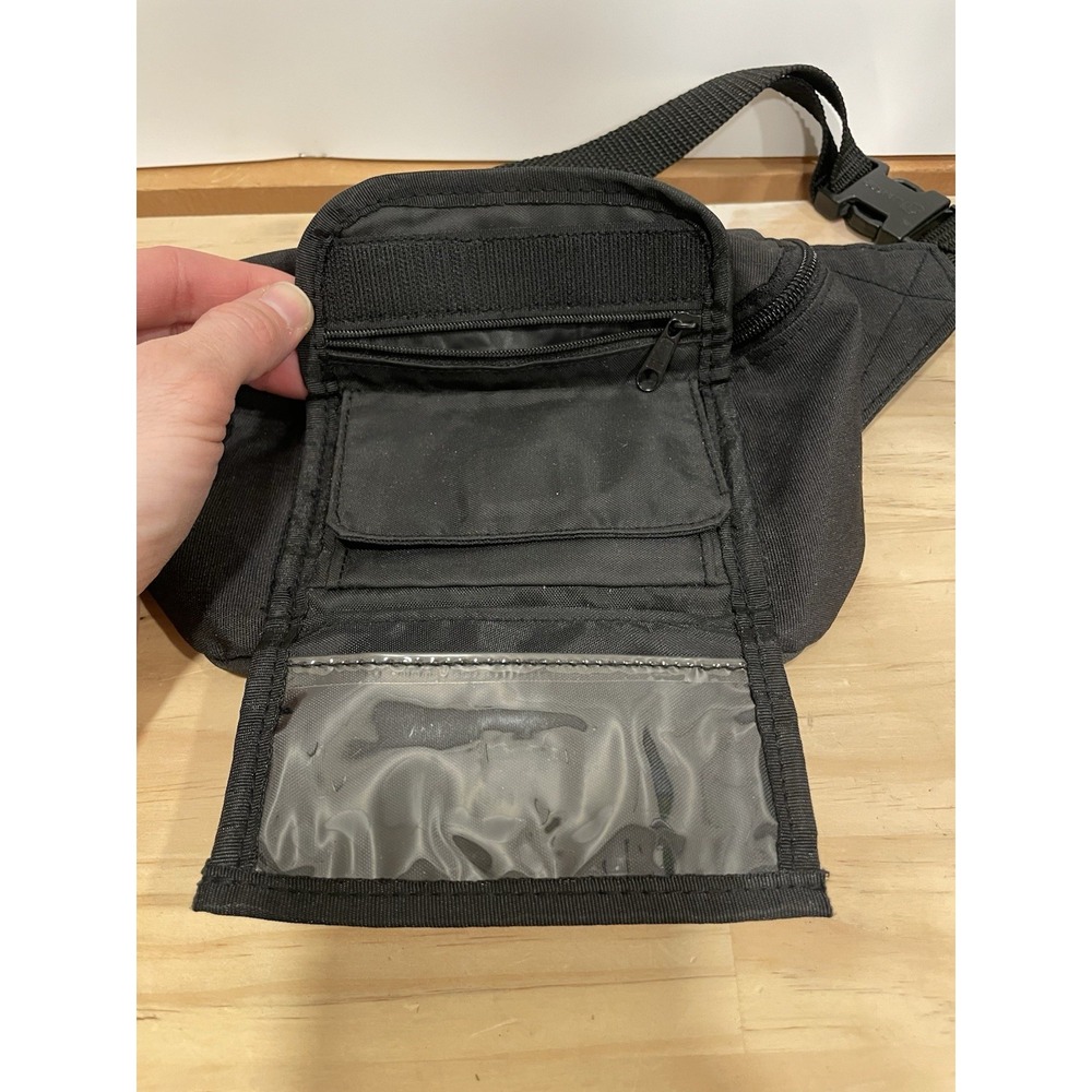 VTG- Eastsport Fanny Pack Black Waist Pouch Sports Hiking Walking Bag Fanny Pack - Picture 3 of 7